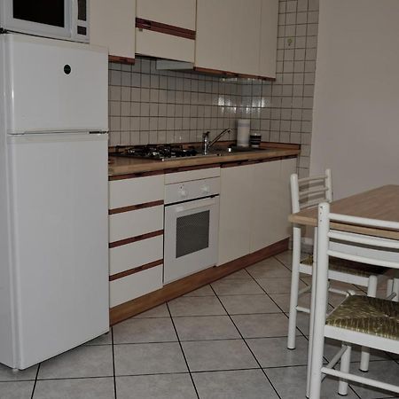 Appartamento Casa Giardino - Affitti Brevi Italia Римини Екстериор снимка